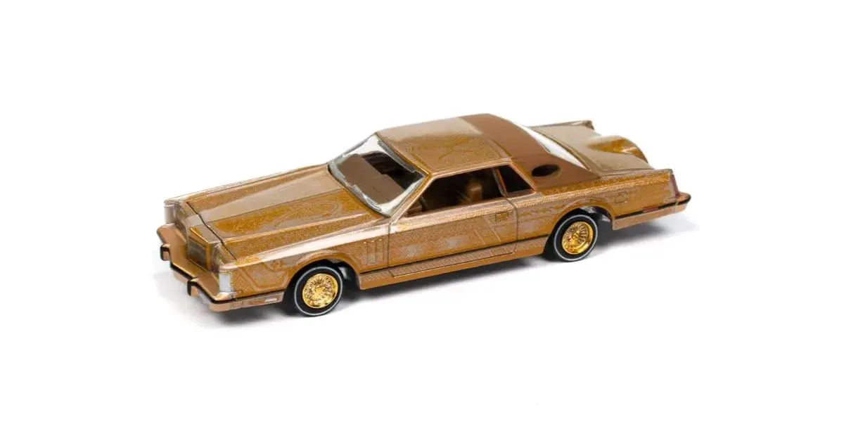 Kyosho Autoworld 1/64 Gold 1979 Lincoln Continental Lowrider Diecast Model